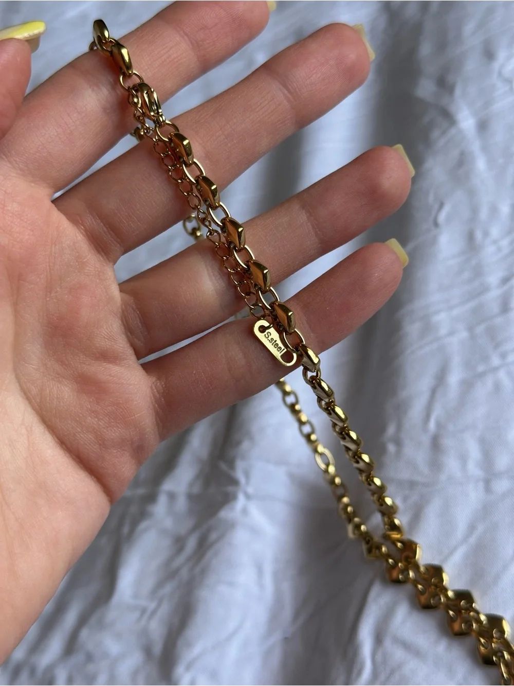 Gold Tone Heart Chain Necklace Trendy Choker Style - Picture 4 of 5